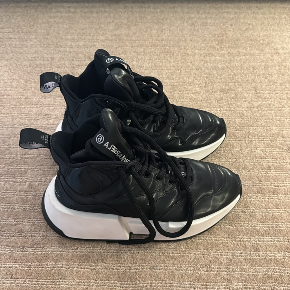 Maison Margiela warerproof sheakers in black color. Size:39 - Picture 3 of 13